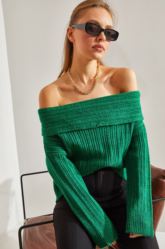 Bianco Lucci Women's Ruffle Collar Sweater Green Women