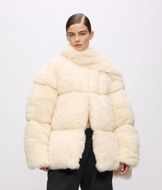Karl Lagerfeld Karl Studio Faux Fur Coat Pristine (A4W15065461) Women