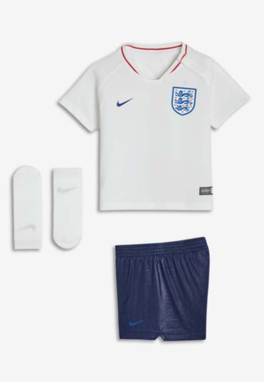 Nike Set England Stadium Home Fußballtrikot für Kleinkinder (N1243D16C-A11) Kids